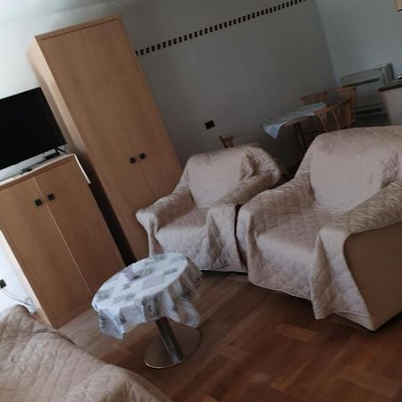 Smartno Apartmaji Sobe Josko公寓 外观 照片