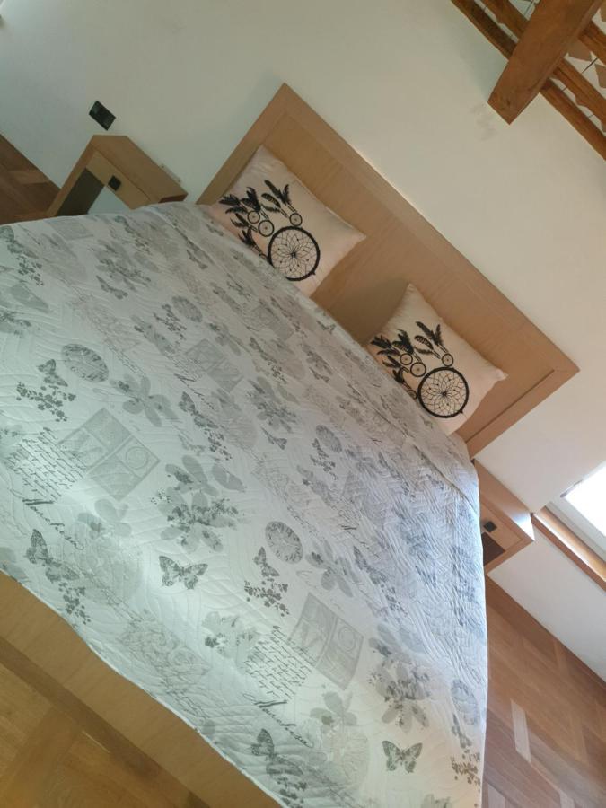 Smartno Apartmaji Sobe Josko公寓 外观 照片