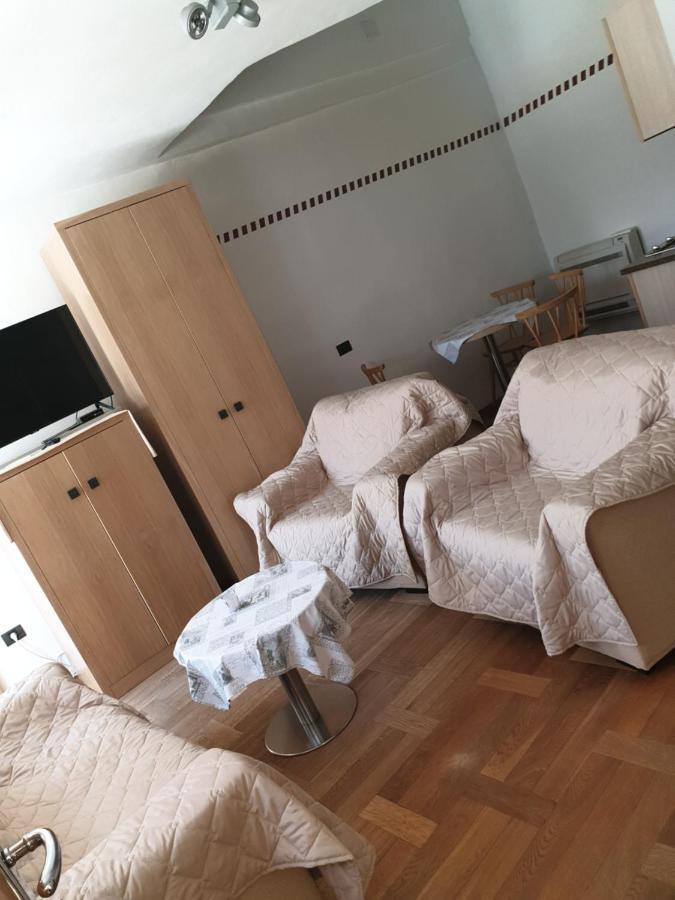 Smartno Apartmaji Sobe Josko公寓 外观 照片