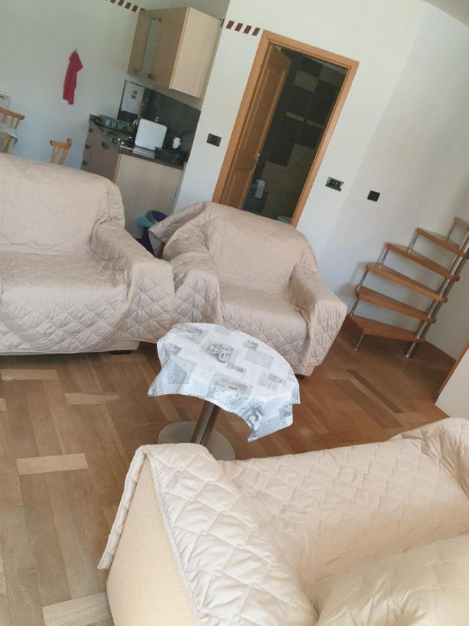 Smartno Apartmaji Sobe Josko公寓 外观 照片